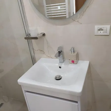 Center Luxury Orange 9b * Tiran